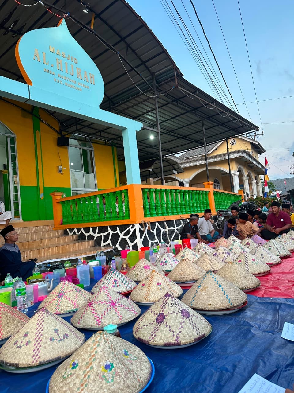 Tradisi Mandi Safar dan Kenduri Tolak Bala di Desa Mantang Besar